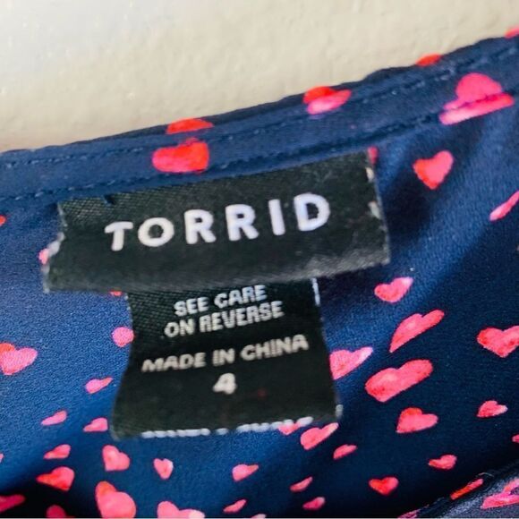 Torrid Navy Pink Hearts Blouse - Picture 2 of 4